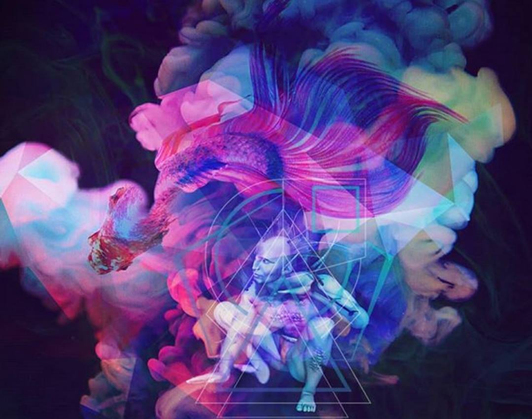 Mermaid with Betta splendens